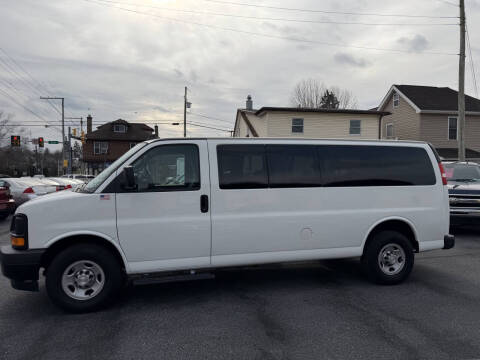 2017 Chevrolet Express LS 3500