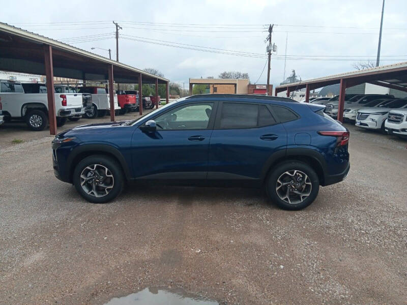 2024 Chevrolet Trax LT's photo