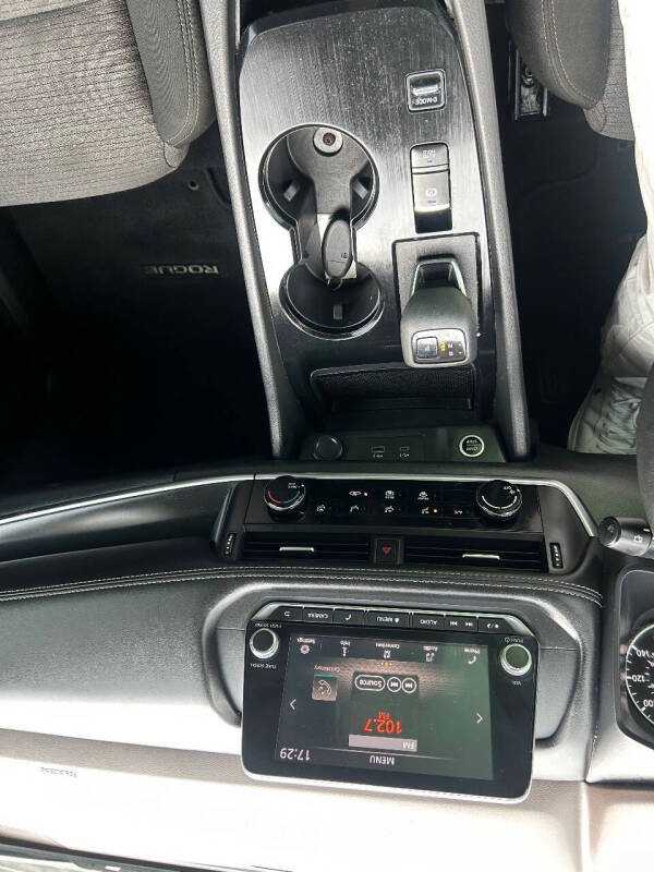 2021 Nissan Rogue S