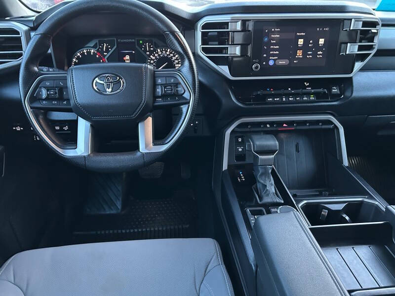 2025 Toyota Tundra SR5