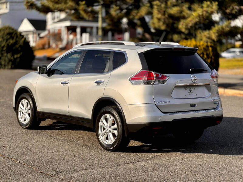 2014 Nissan Rogue SV photo 6