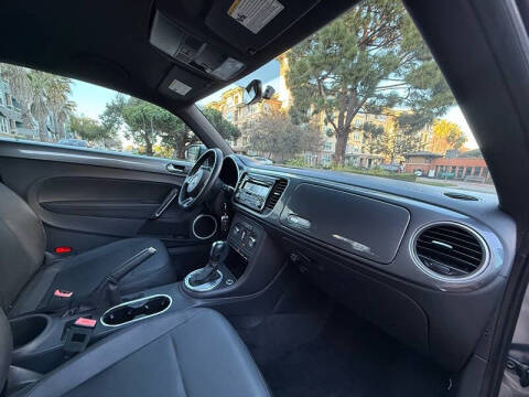 2012 Volkswagen Beetle 2.5L PZEV