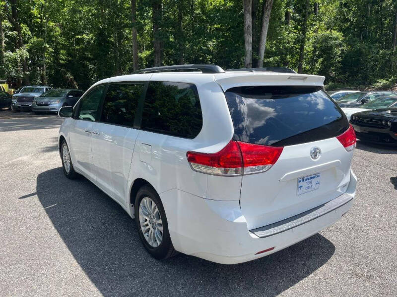 2014 Toyota Sienna