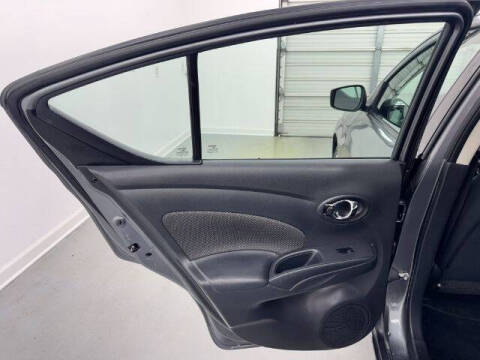 2019 Nissan Versa