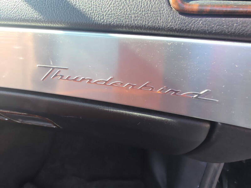 2003 Ford Thunderbird