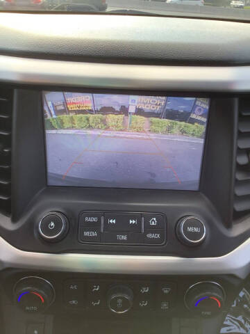 2018 GMC Acadia SLT-1