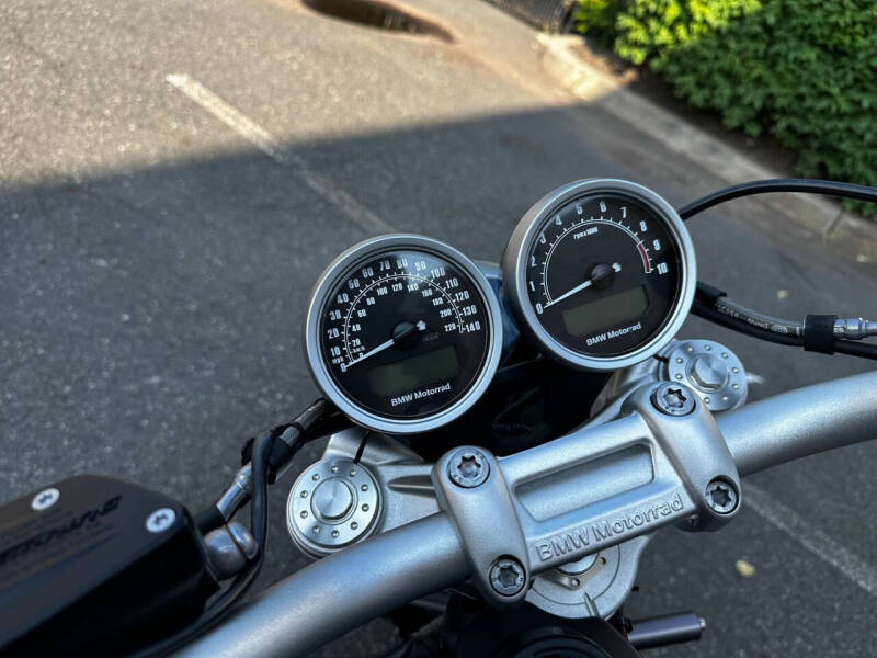 2019 BMW RNINE-T