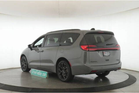 2024 Chrysler Pacifica Limited