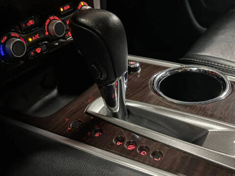 2016 Nissan Pathfinder Platinum