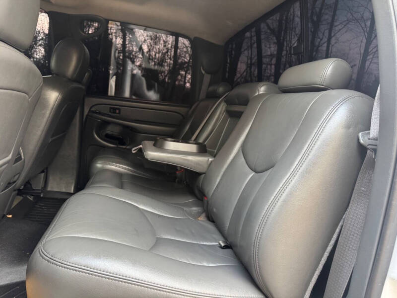 2005 GMC Sierra 2500HD SLT