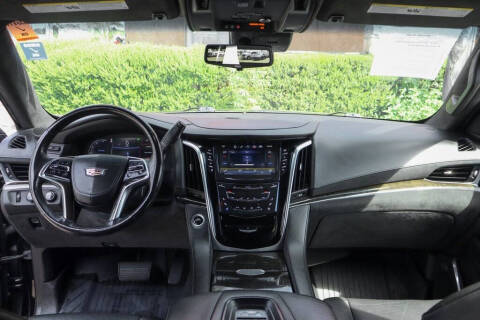 2019 Cadillac Escalade Platinum