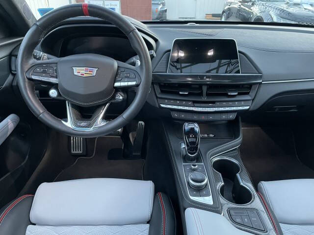 2024 Cadillac CT4-V Blackwing