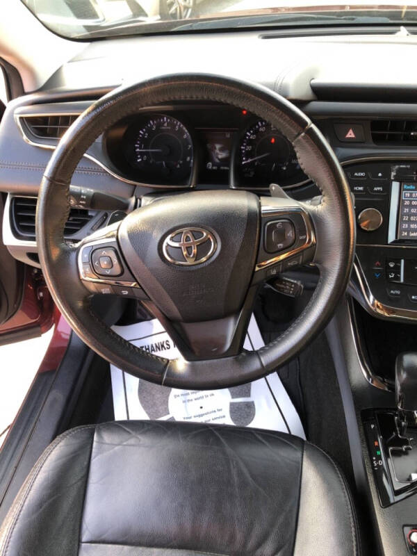 2017 Toyota Avalon XLE