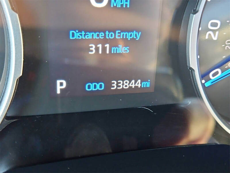 2022 Toyota RAV4 Hybrid SE