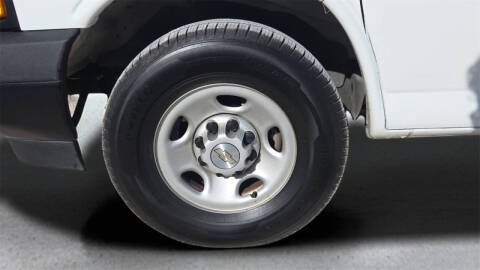 2023 Chevrolet Express LS 3500