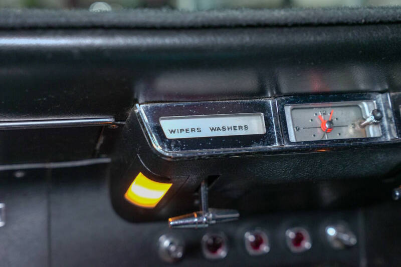 1964 Ford Thunderbird