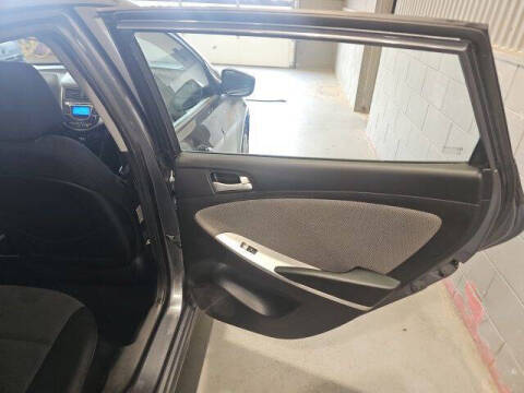 2013 Hyundai Accent GS