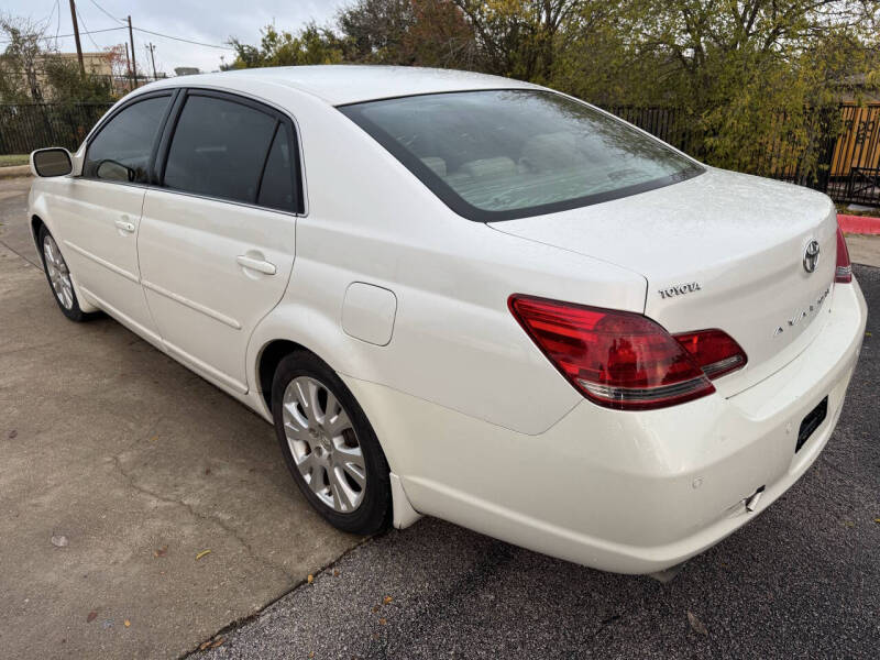 2008 Toyota Avalon XLS