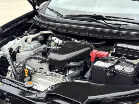 2013 Nissan Rogue SV w/SL Package