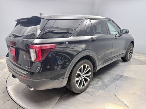 2022 Ford Explorer ST-Line