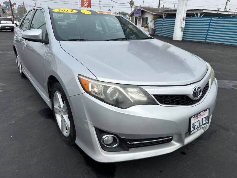 2014 Toyota Camry SE