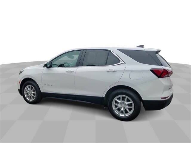 2022 Chevrolet Equinox for sale at Bowman Auto Center in Clarkston, MI