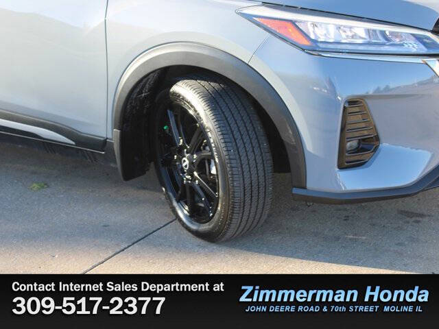 2024 Nissan Kicks SR