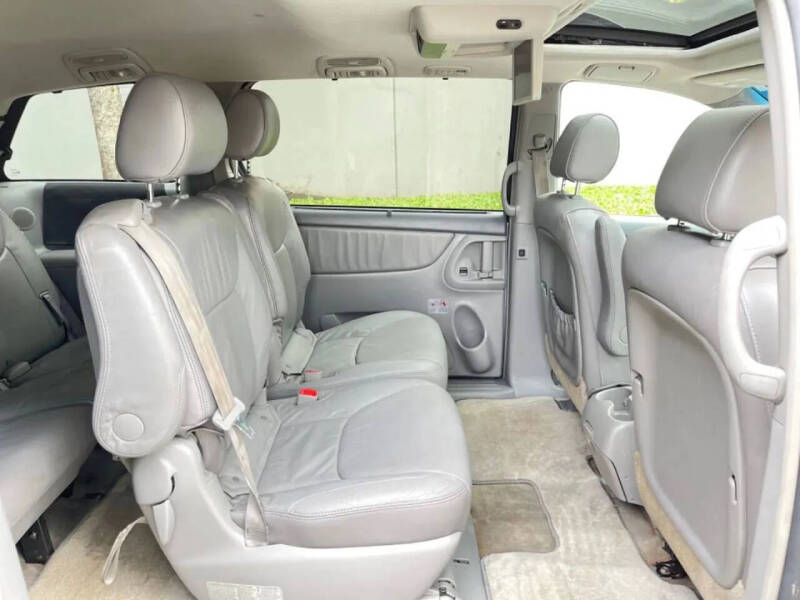 2006 Toyota Sienna