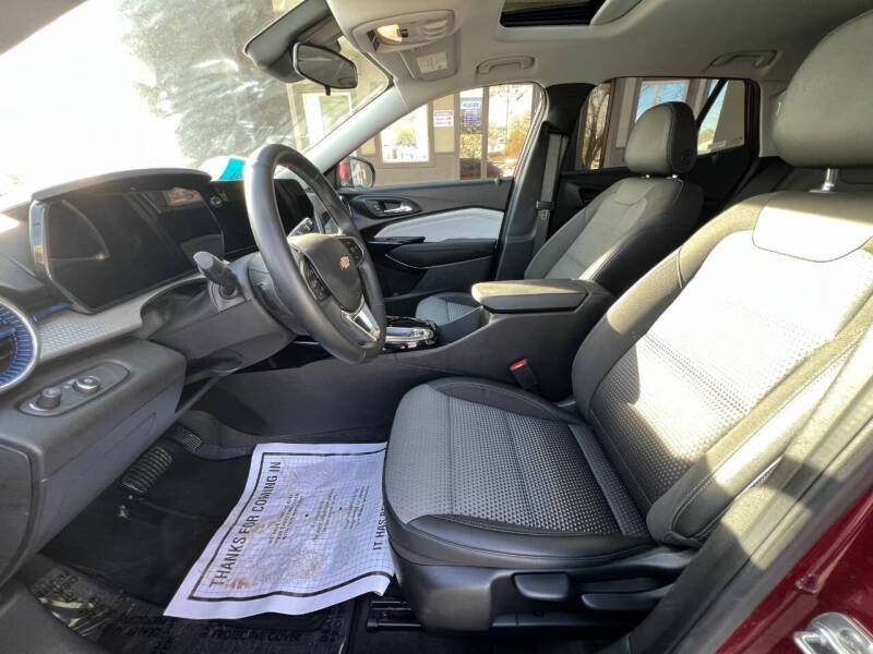 2024 Chevrolet Trax LT