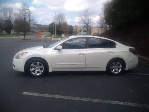 2009 Nissan Altima for sale at Easy Auto Sales LLC in Charlotte NC