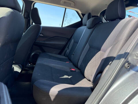 2019 Nissan Kicks SV