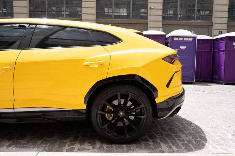2019 Lamborghini Urus