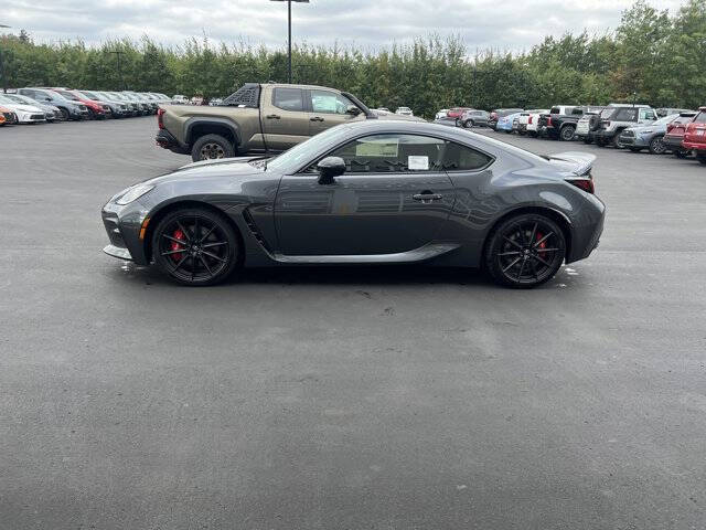 2025 Toyota GR86 Premium