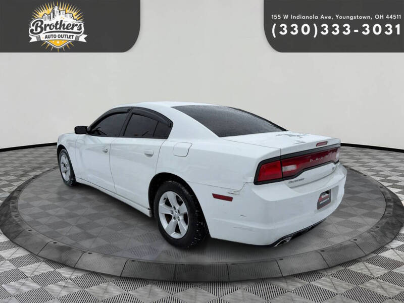 2013 Dodge Charger SE