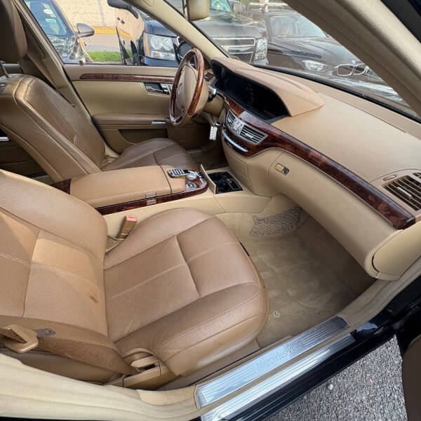 2008 Mercedes-Benz S-Class S 550 4MATIC