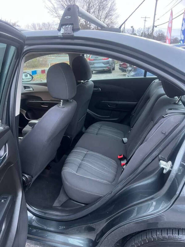 2018 Chevrolet Sonic LT Auto