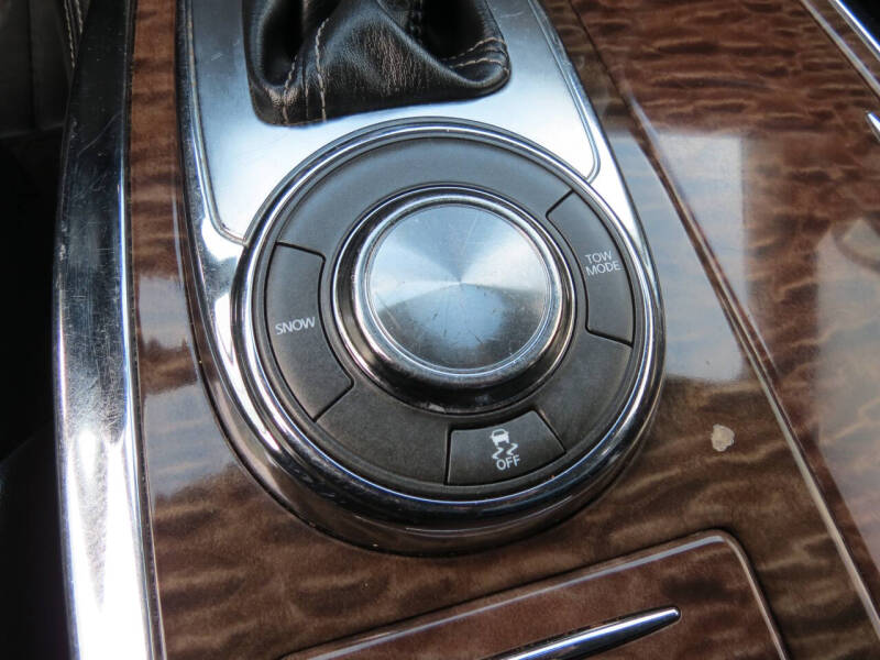 2017 Nissan Armada