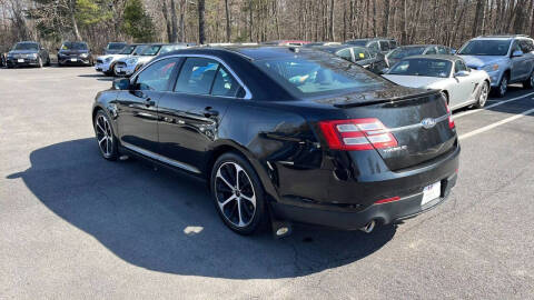 2015 Ford Taurus SEL