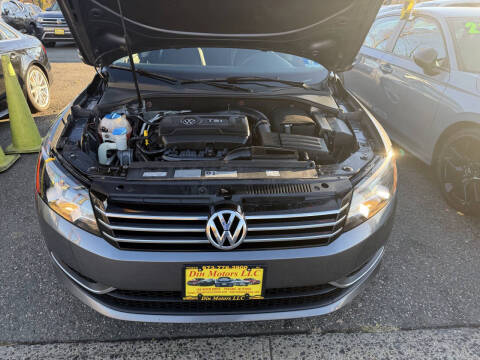 2014 Volkswagen Passat 1.8T SE PZEV