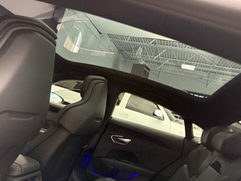 2023 Audi e-tron GT quattro Premium Plus