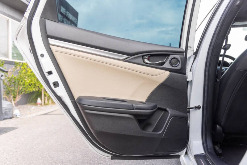 2017 Honda Civic EX-L w/Navi