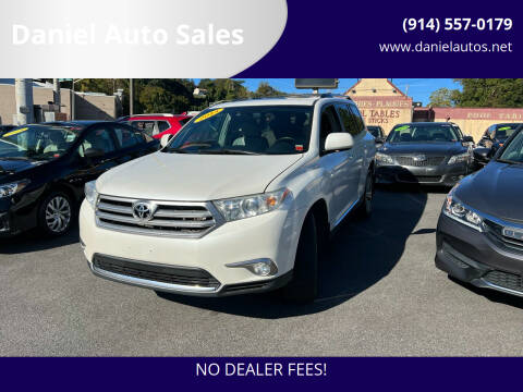 2013 Toyota Highlander for sale at Daniel Auto Sales in Yonkers NY