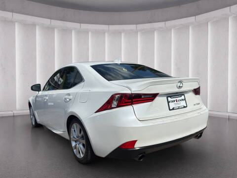 2015 Lexus IS 250 Crafted Line