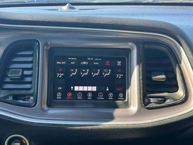 2019 Dodge Challenger SXT