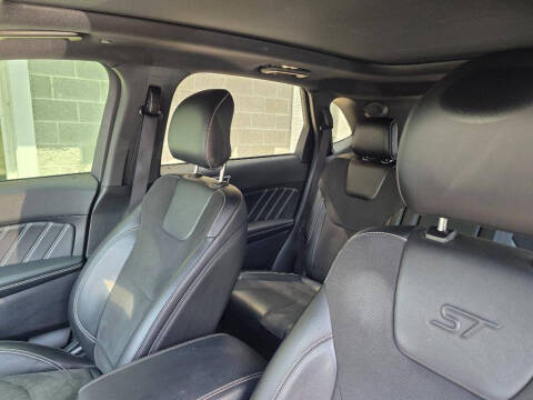 2019 Ford Edge ST