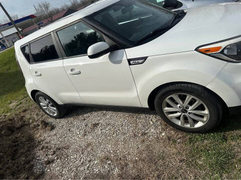 2017 Kia Soul +
