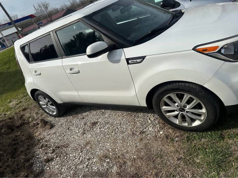 2017 Kia Soul +