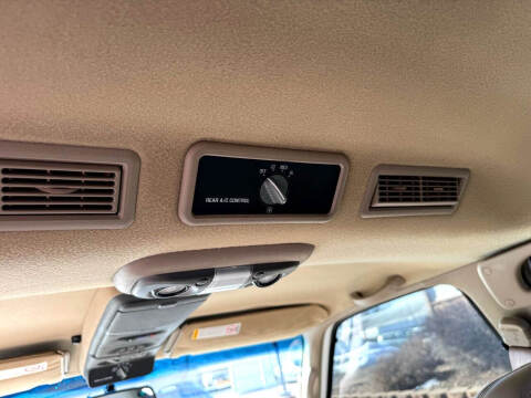 2000 Cadillac Escalade