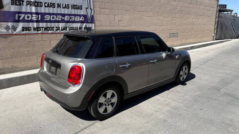 2017 MINI Hardtop 4 Door Cooper