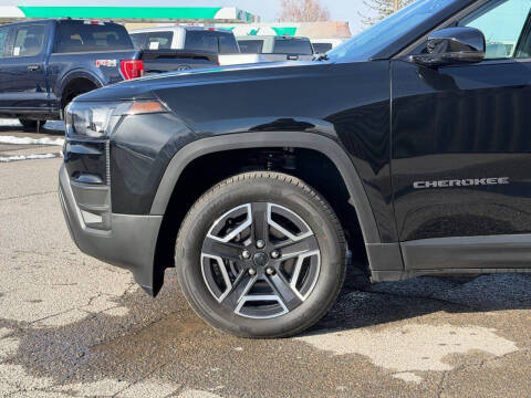 2026 Jeep Cherokee Laredo